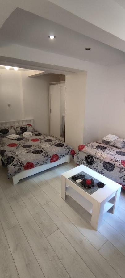 בלגרד Studio Apartman Kocka מראה חיצוני תמונה