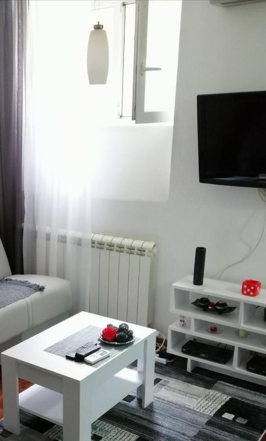 בלגרד Studio Apartman Kocka מראה חיצוני תמונה